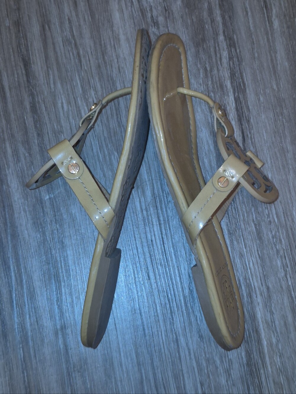 Tory Burch Tan Sandals Size 6 - Picture 6 of 7